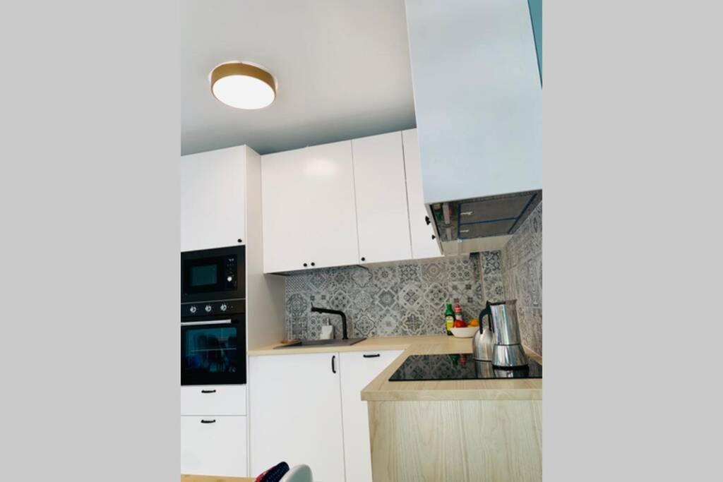 Uroczy Apartament Z Basenem I Kortem Tenisowym Pobierowo Eksteriør billede